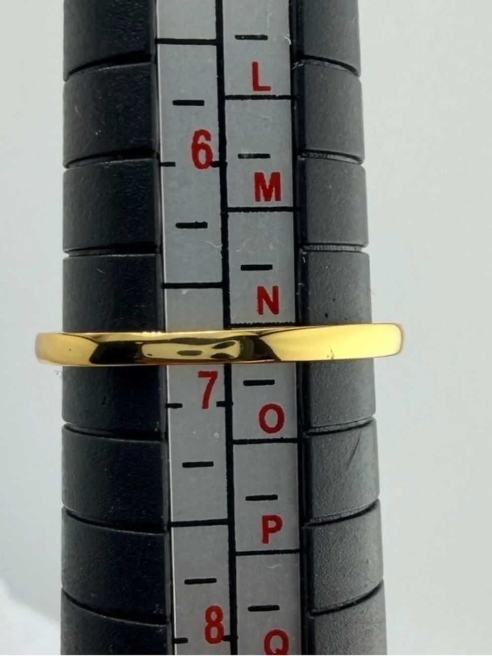 N/A elegant gold